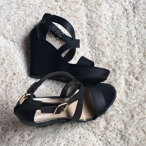 Jessica Simpson Black Wedge Sandals size 9.5